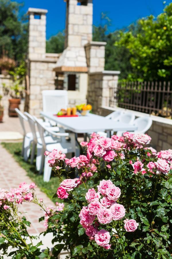 Villa Flabellina Adelianos Kampos Exteriér fotografie